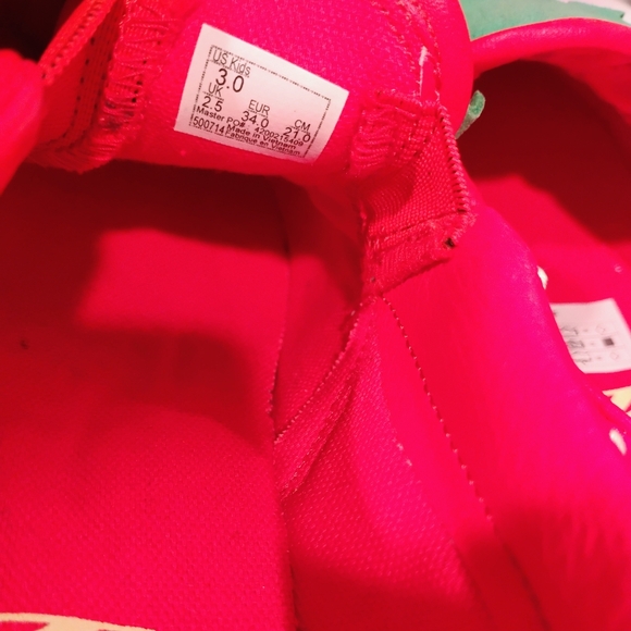 VANS NEW kids Classic Slip-on Berry Shoes - Picture 16 of 16